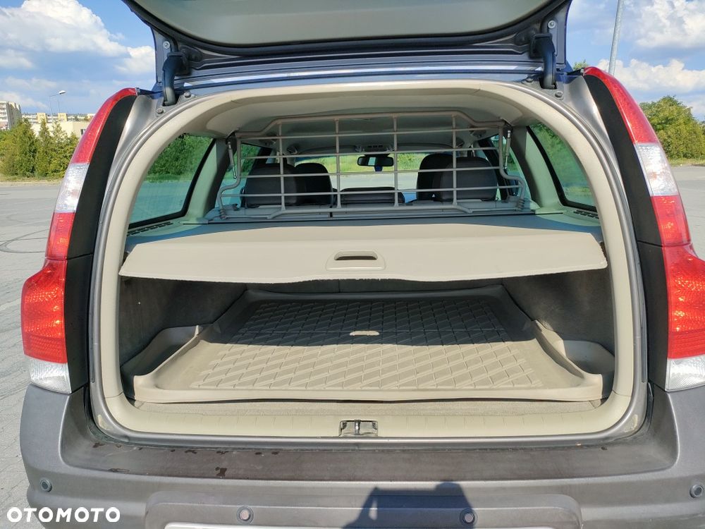 Volvo XC 70 - 4