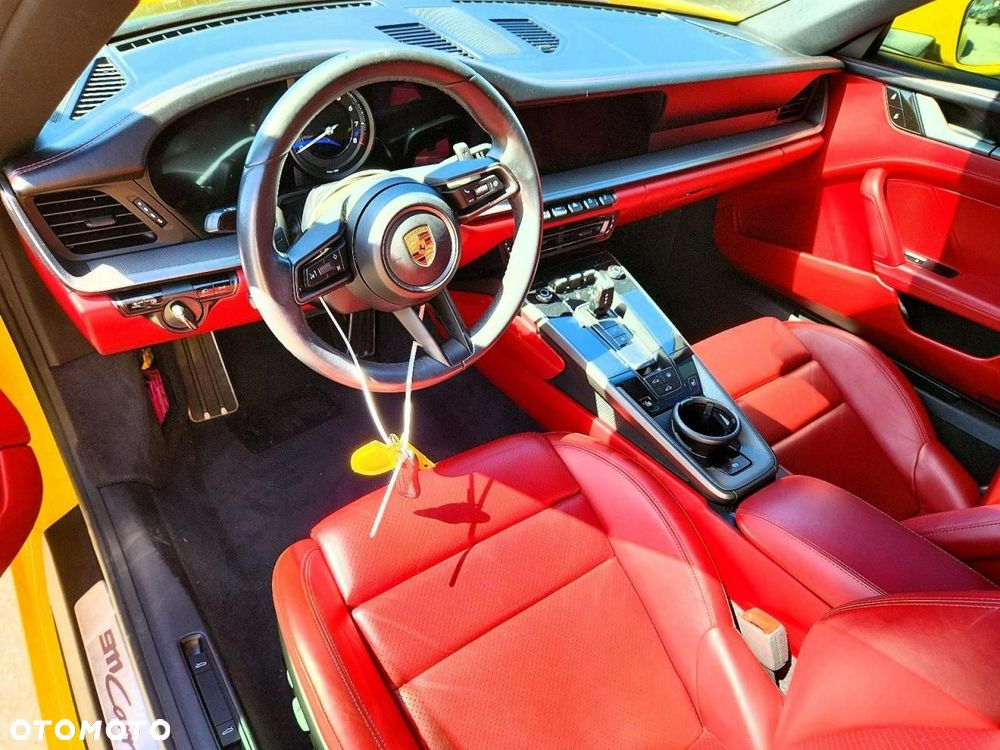 Porsche 911 Carrera 4S PDK - 8