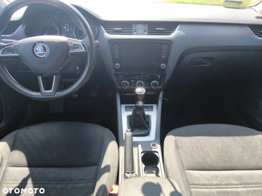 Skoda Octavia 1.5 TSI ACT Ambition - 6