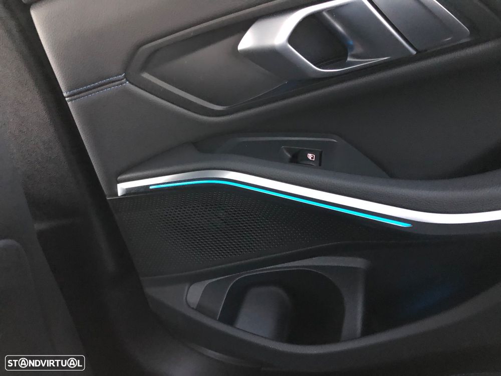 BMW 330 e Pack M Auto - 34
