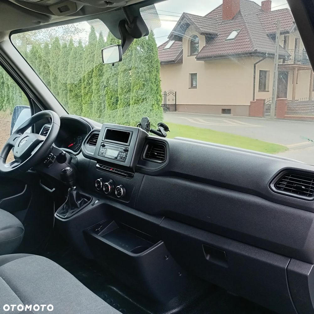 Renault Master - 18