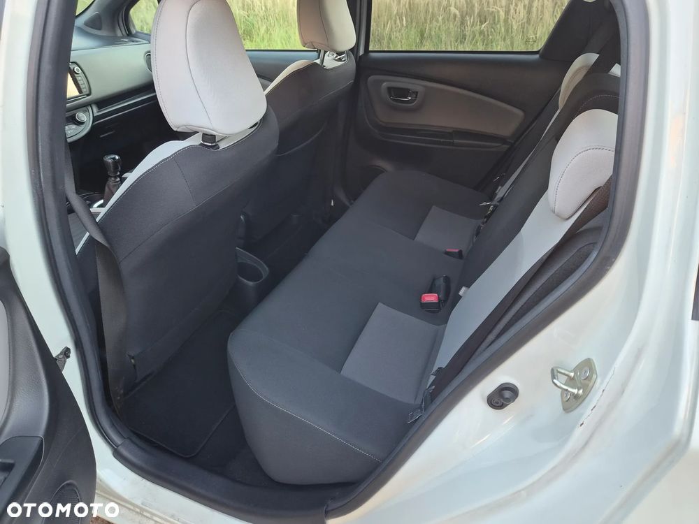 Toyota Yaris - 26