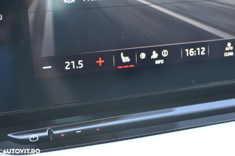 Skoda Octavia 2.0 TDI DSG Tour - 22