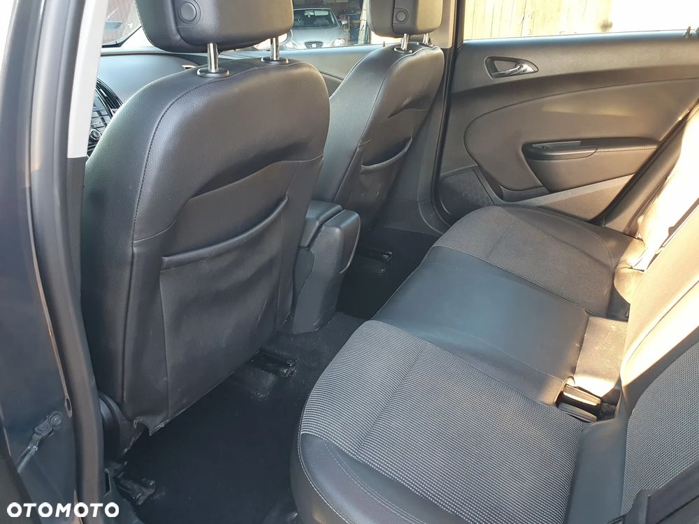 Opel Astra 1.6 CDTI Cosmo - 23