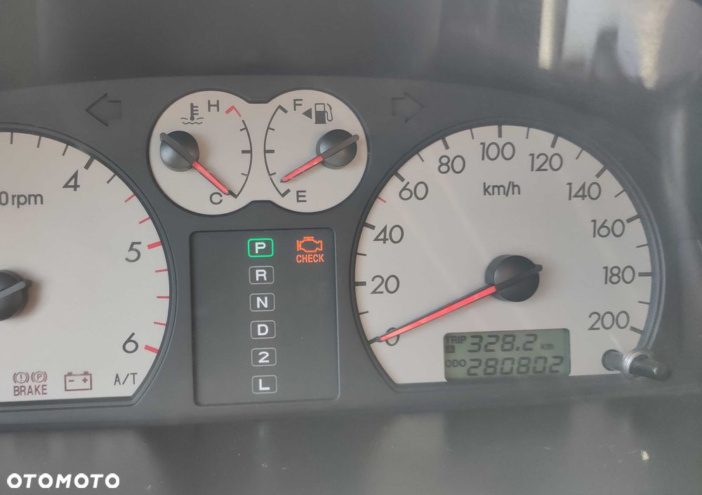 Hyundai Terracan - 12