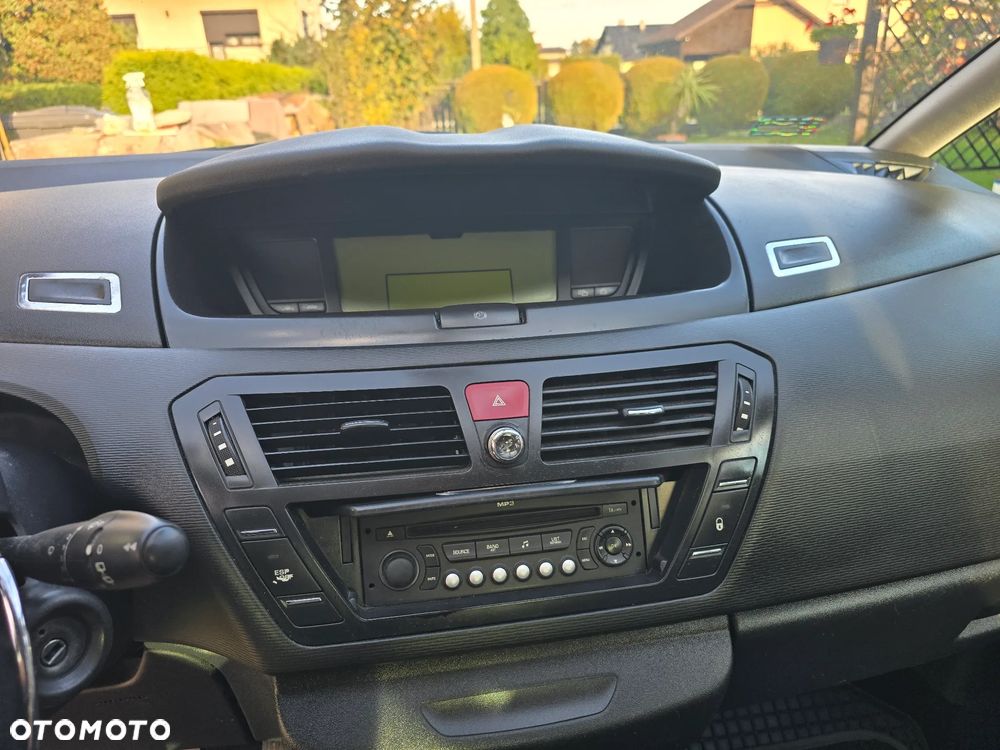 Citroën C4 Picasso - 9