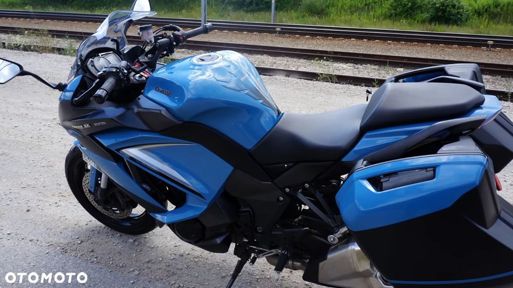 Kawasaki Ninja 1000 SX - 11