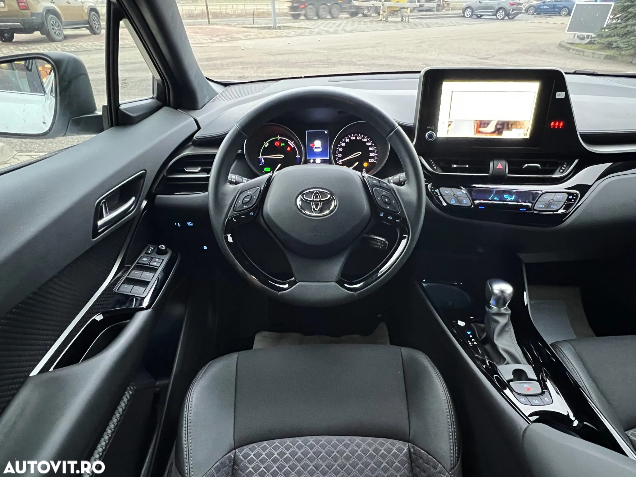 Toyota C-HR 2.0 HSD 184 CP 4x2 CVT Style - 17