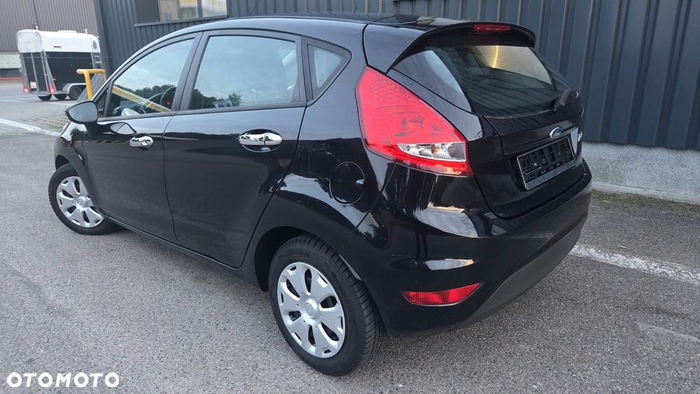 Ford Fiesta - 7