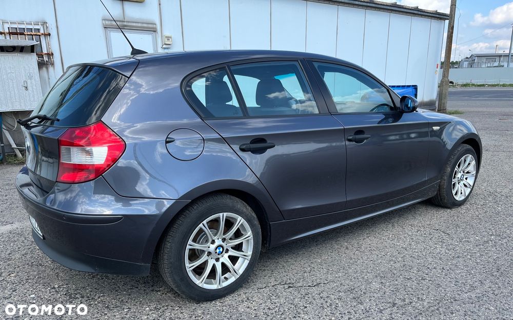 BMW Seria 1 116i - 5