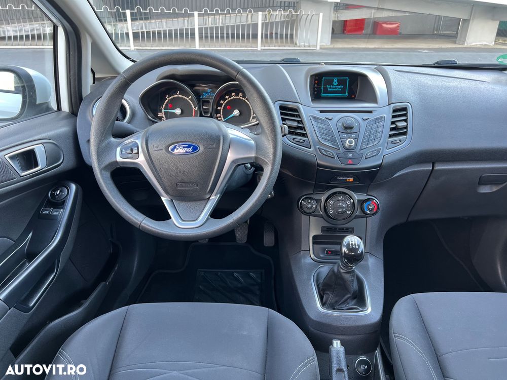 Ford Fiesta 1.6 TDCI SYNC Edition - 6