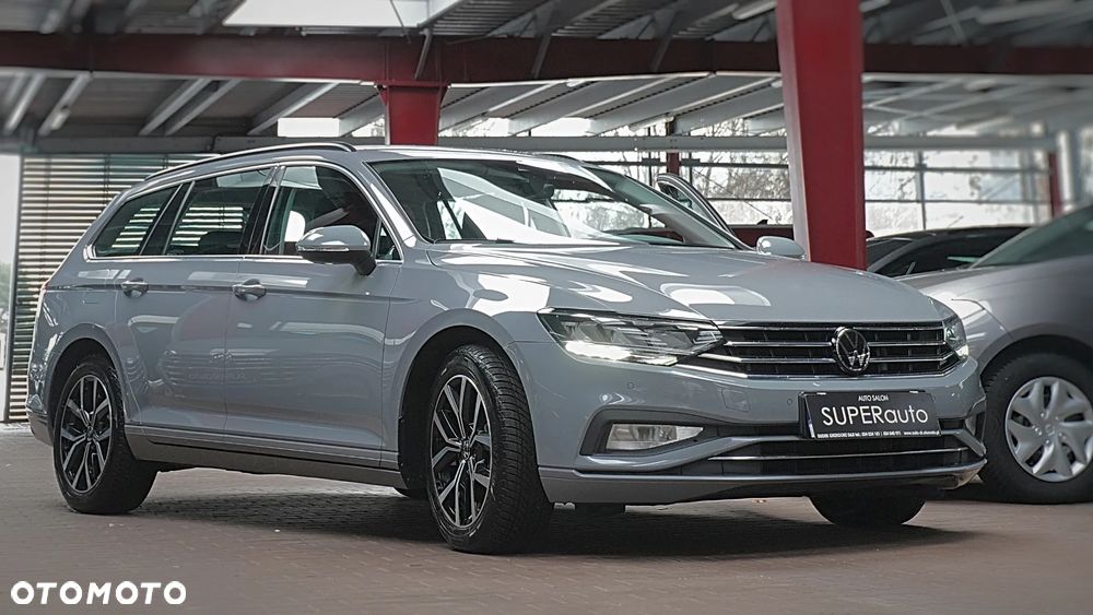 Volkswagen Passat - 2