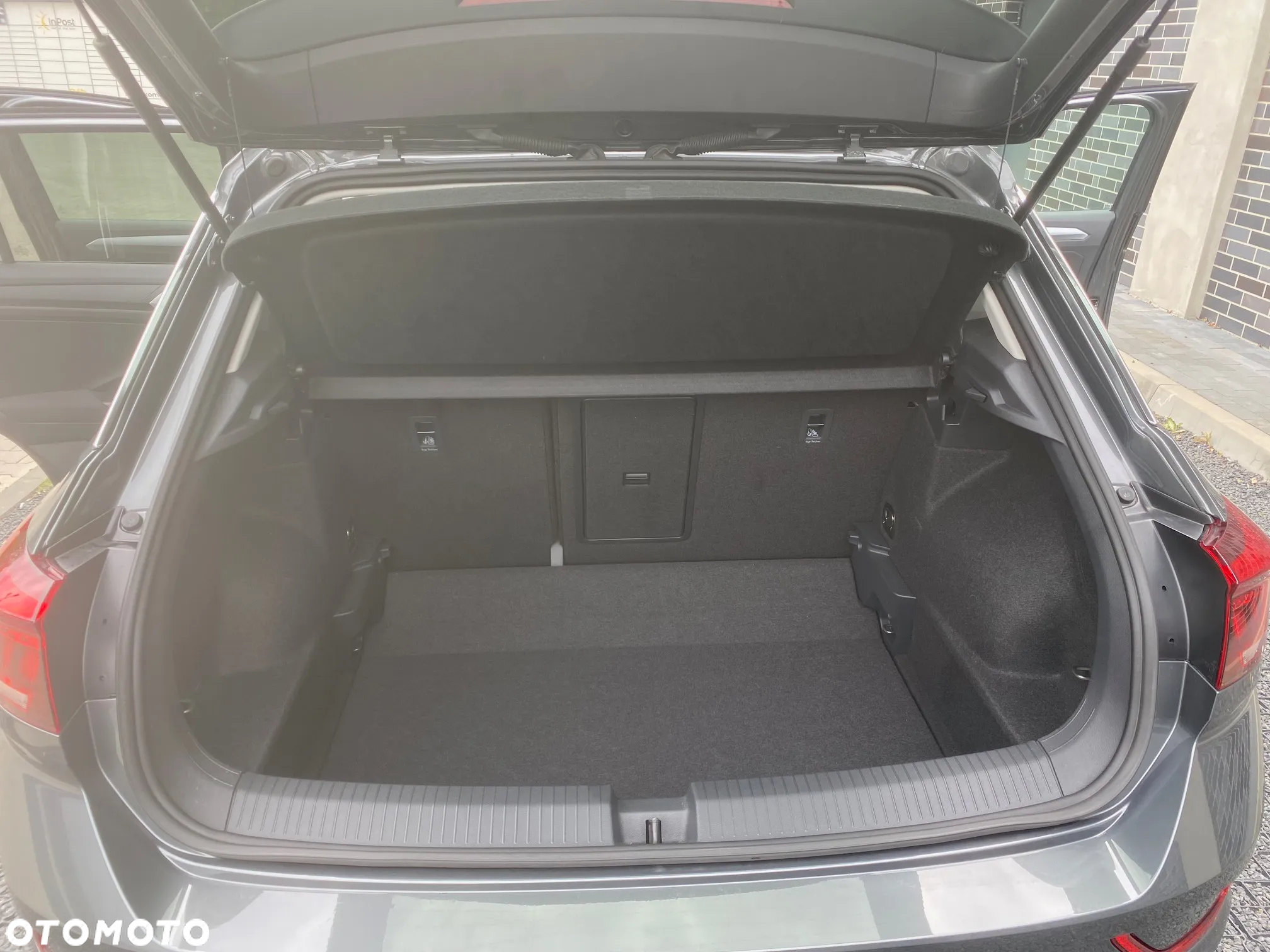 Volkswagen T-Roc 1.5 TSI Special Edition - 6