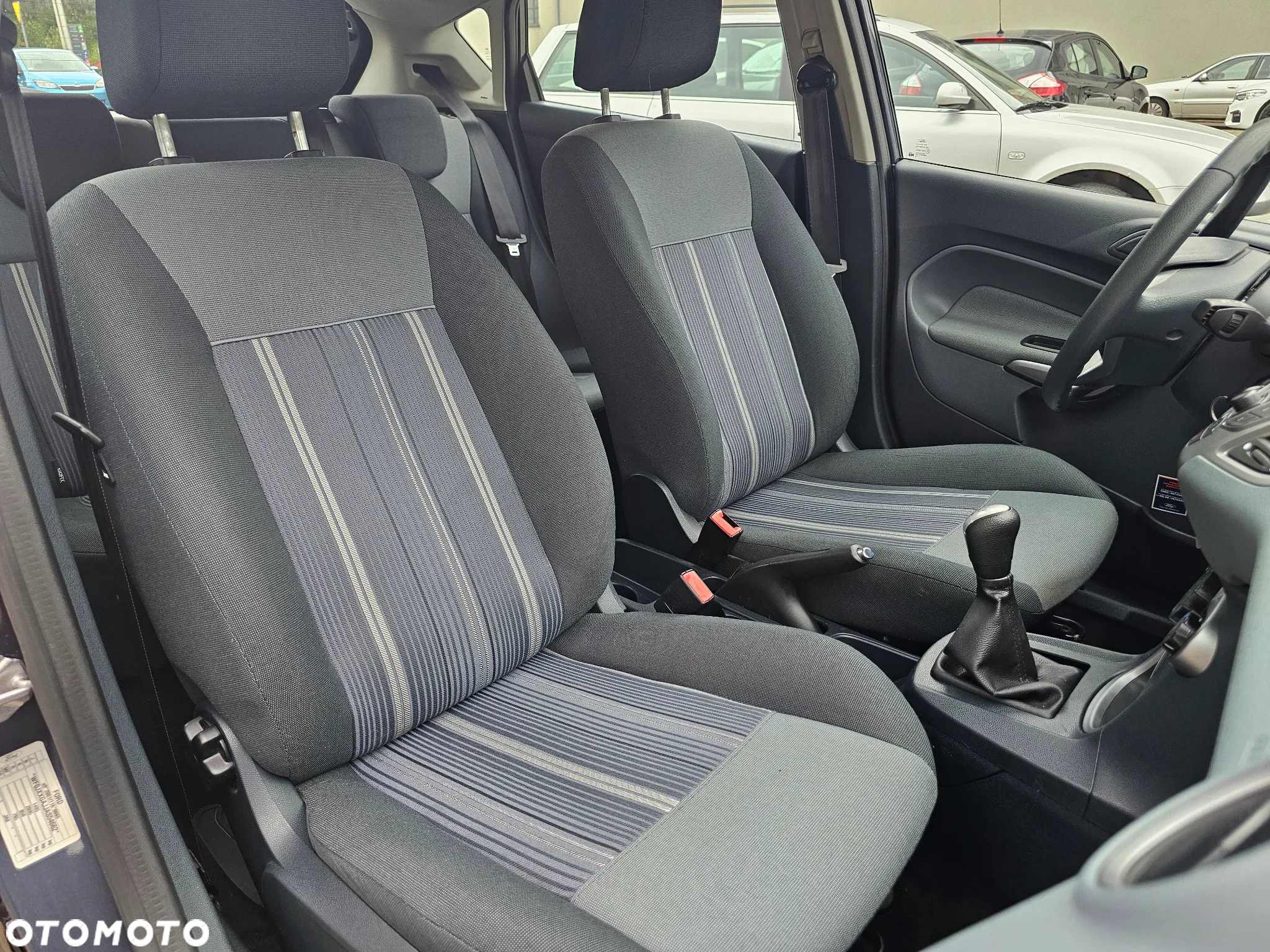 Ford Fiesta 1.25 Ambiente - 14