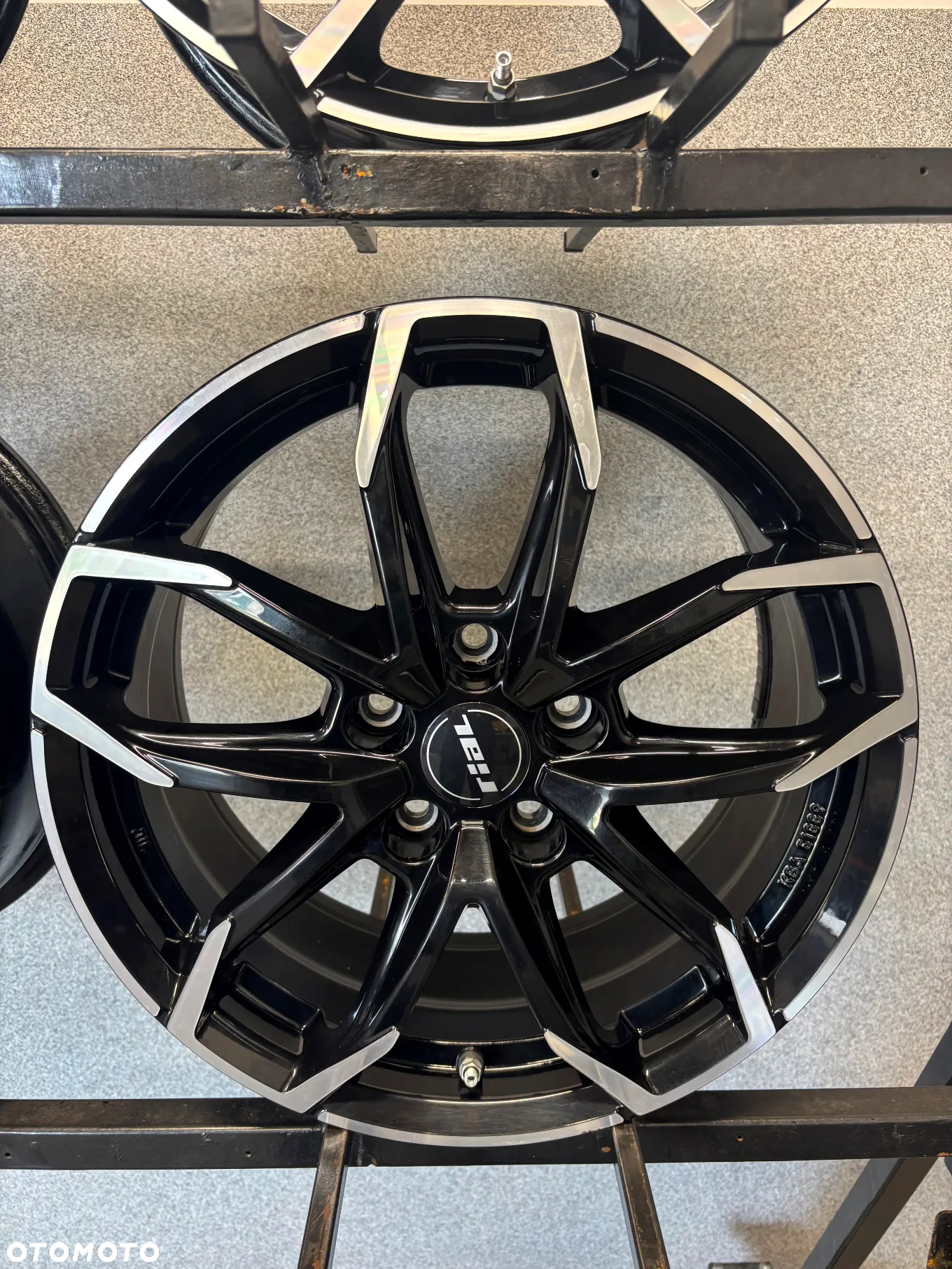 4 FELGI ALU. OPEL INSIGNIA B, ZAFIRA C, ASTRA J, ASTRA GTC, CHEVROLET CRUZE 17'' 7,5J ET45 5x115 - 8