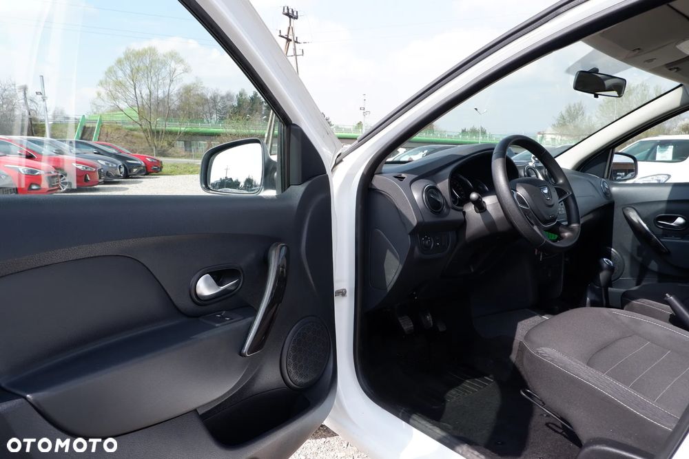 Dacia Sandero - 26
