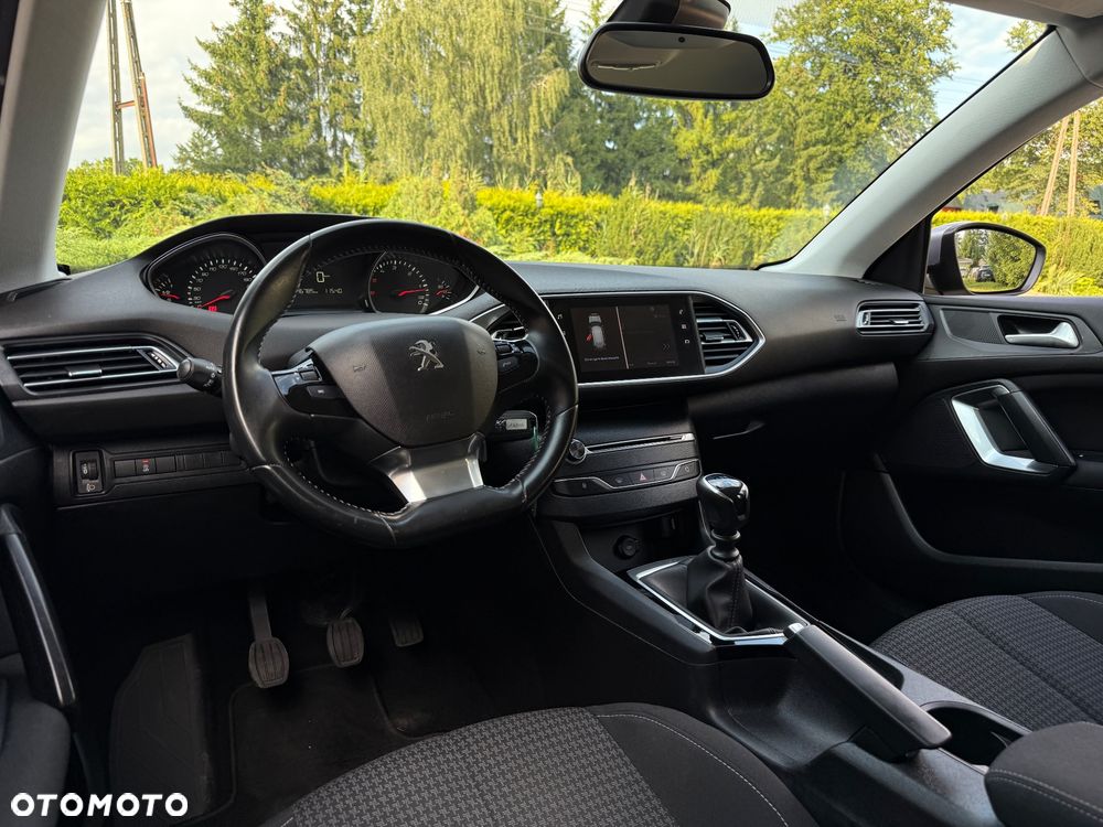 Peugeot 308 - 10