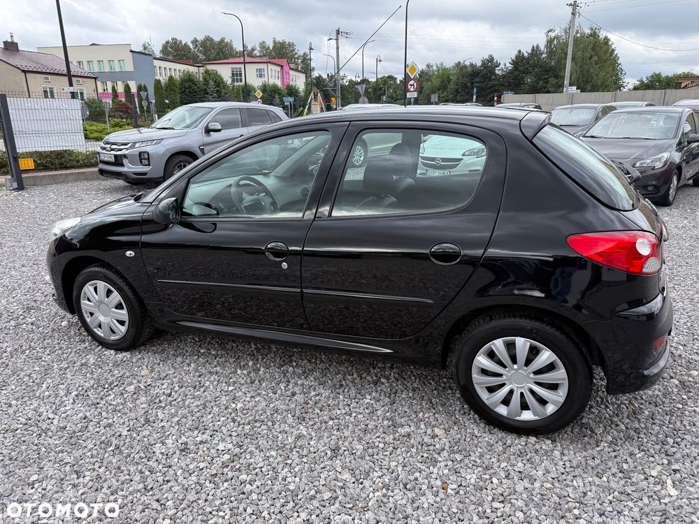 Peugeot 206 plus 75 - 25