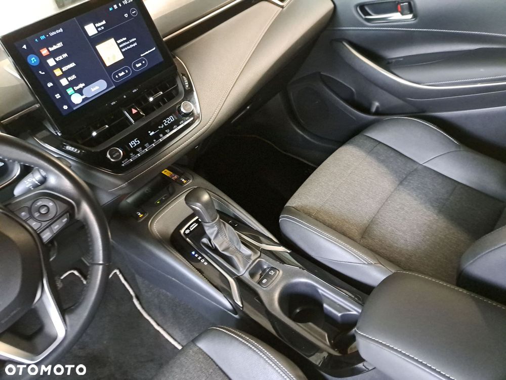 Toyota Corolla 1.8 Hybrid Style - 29