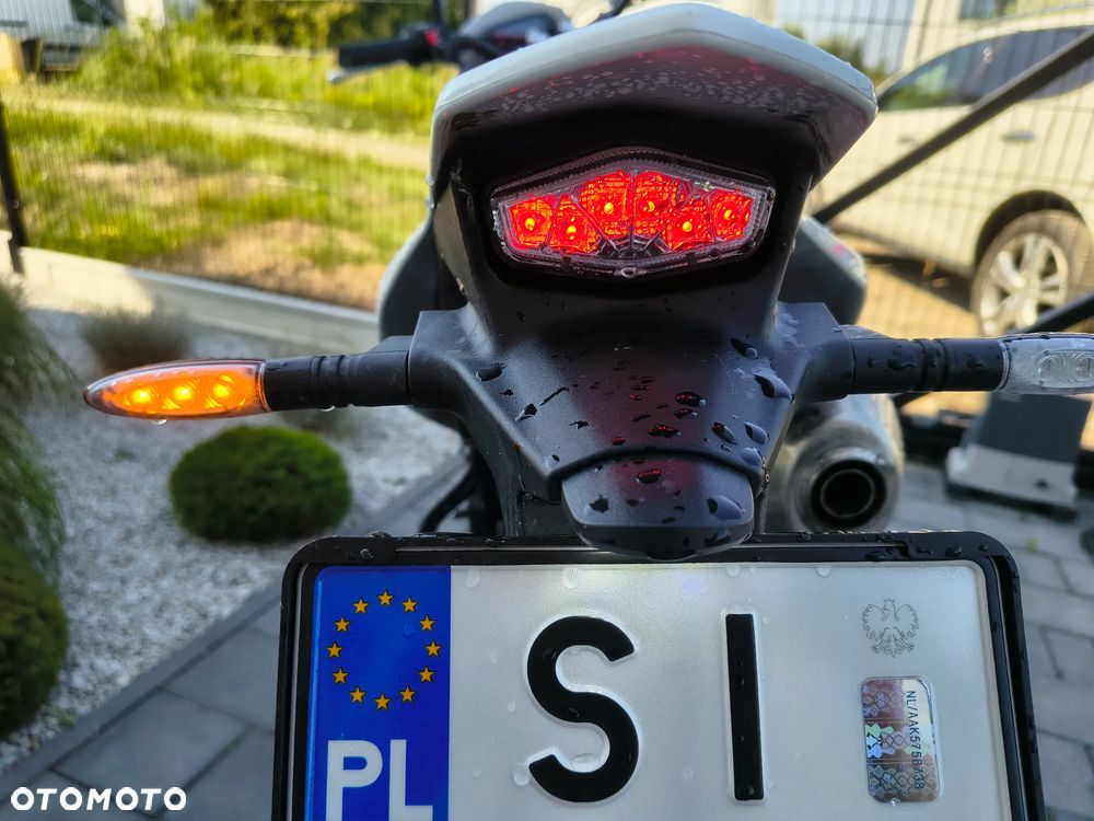 Aprilia RX - 7