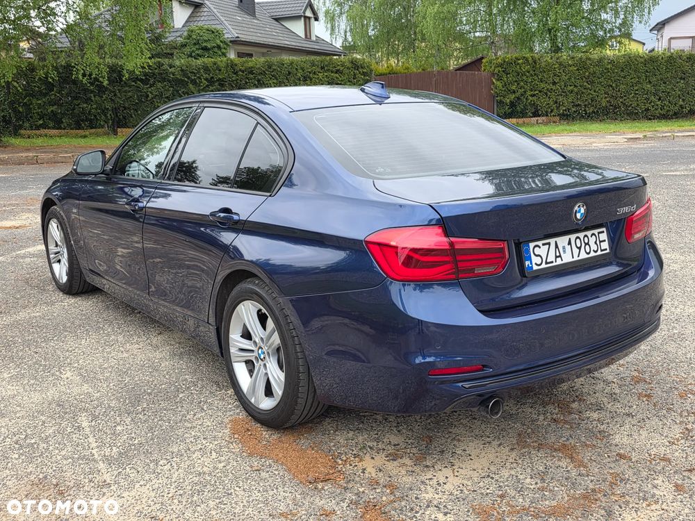 BMW Seria 3 316d Sport Line - 4