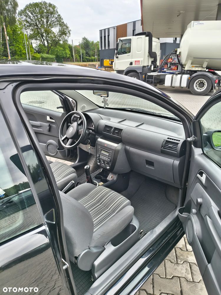 Volkswagen Fox - 10