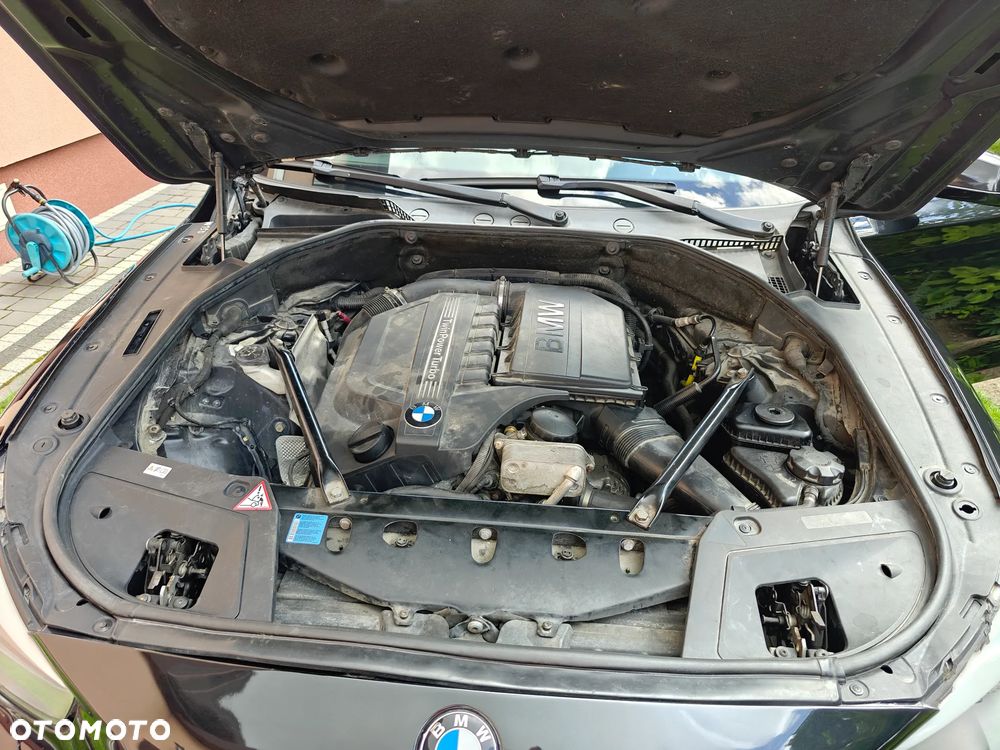 BMW Seria 5 535i - 34