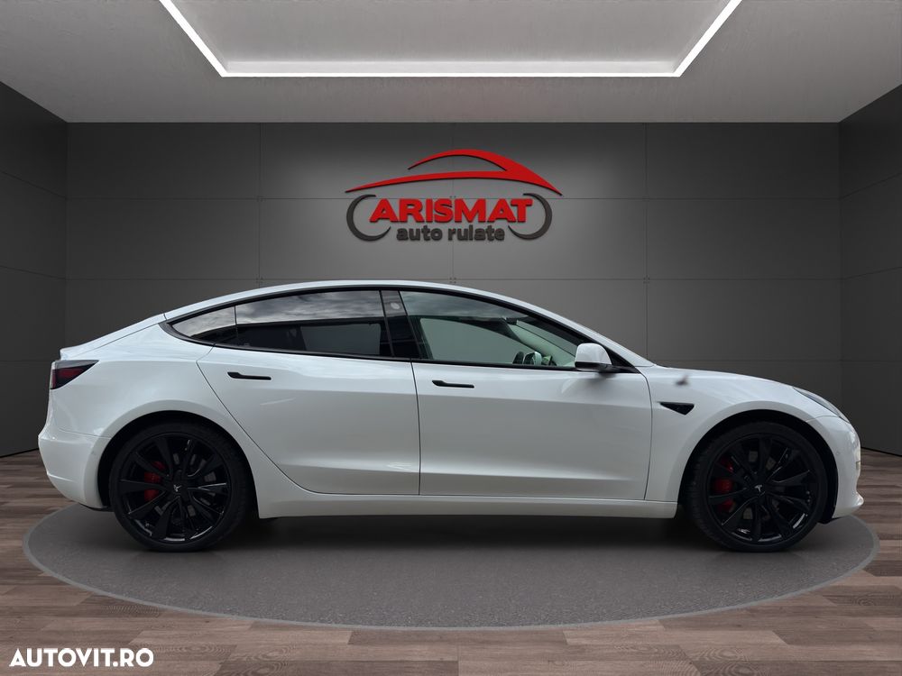 Tesla Model 3 - 17