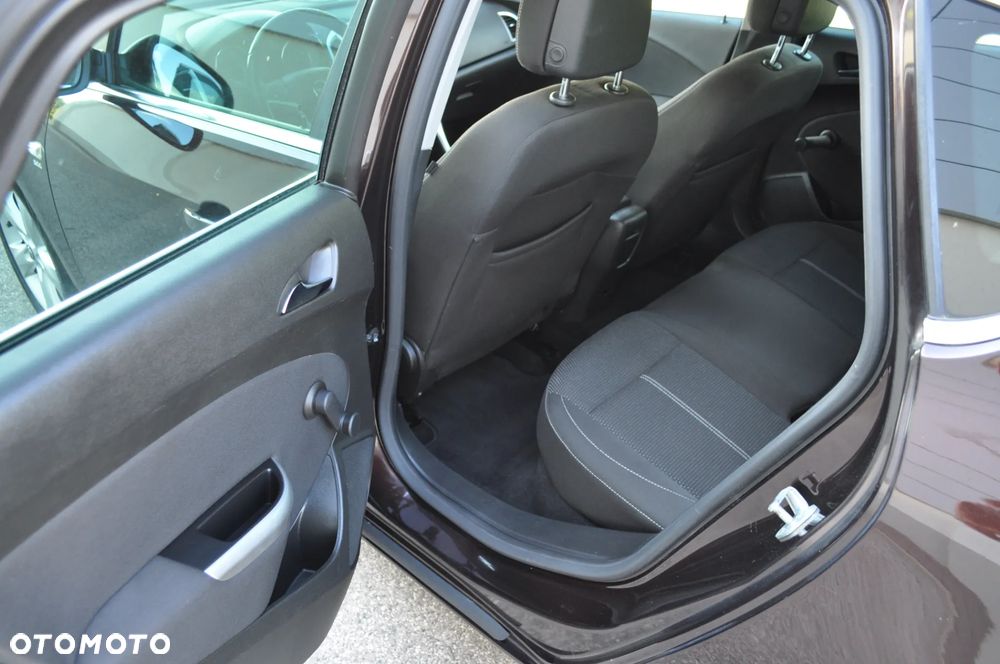 Opel Astra 1.4 Turbo - 18
