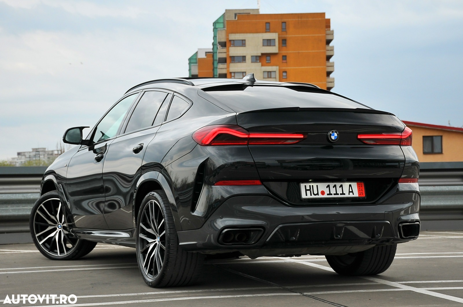 BMW X6 M M50i - 38