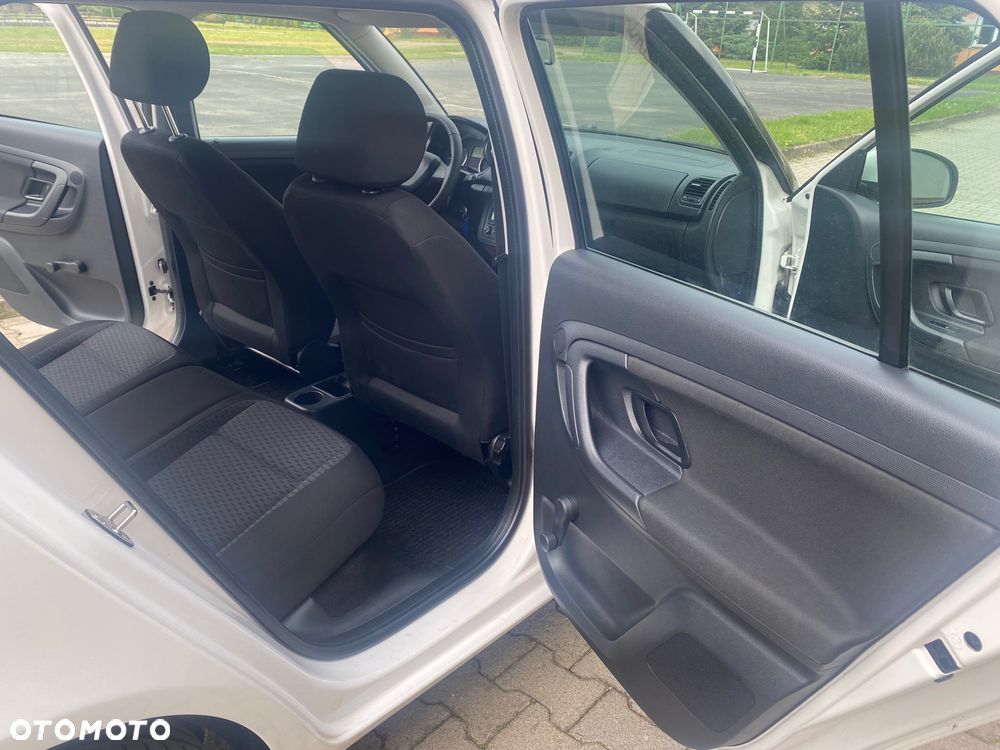 Skoda Fabia 1.2 TSI FAMILY Green tec - 9