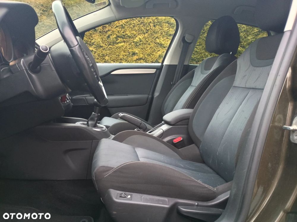 Citroën C4 VTi 120 Selection - 23