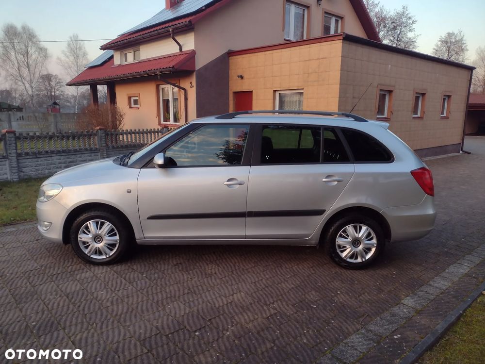 Skoda Fabia 1.4 16V Ambiente - 10