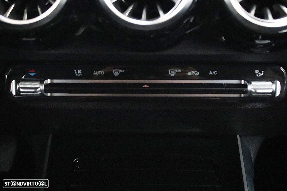 Mercedes-Benz GLB 180 d Progressive - 12