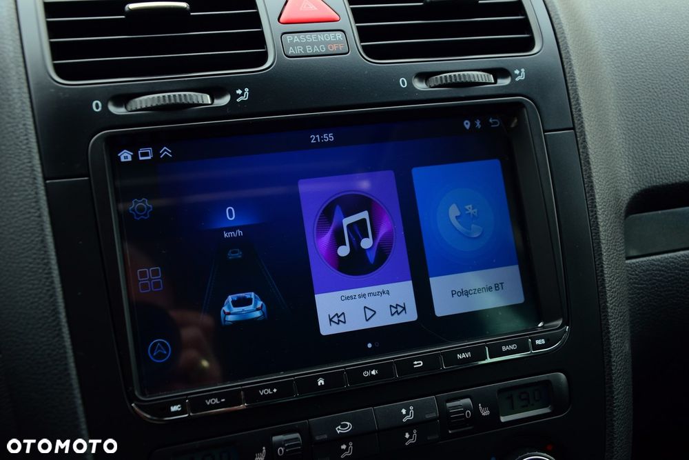 Volkswagen Golf - 20