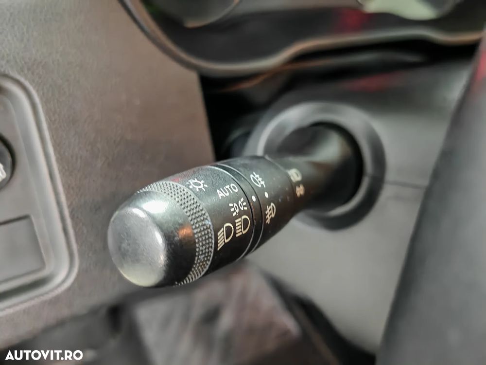 Dacia Duster SCe 115 2WD Prestige - 11