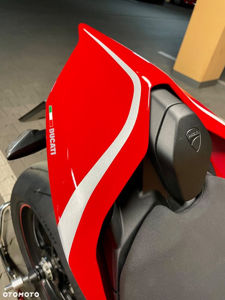 Ducati Panigale V4S - 12