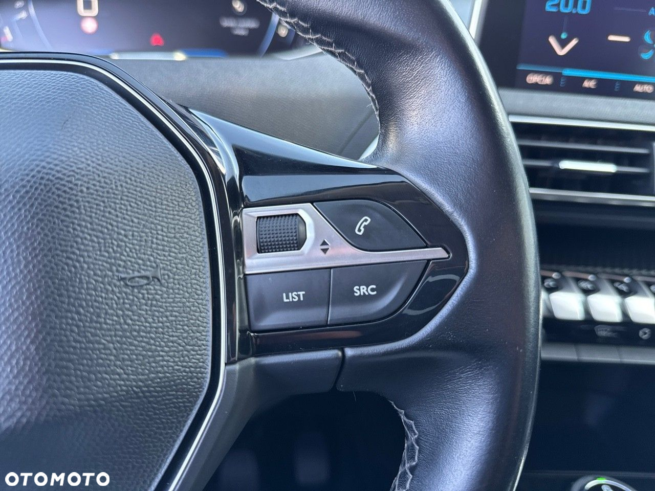 Peugeot 3008 - 17