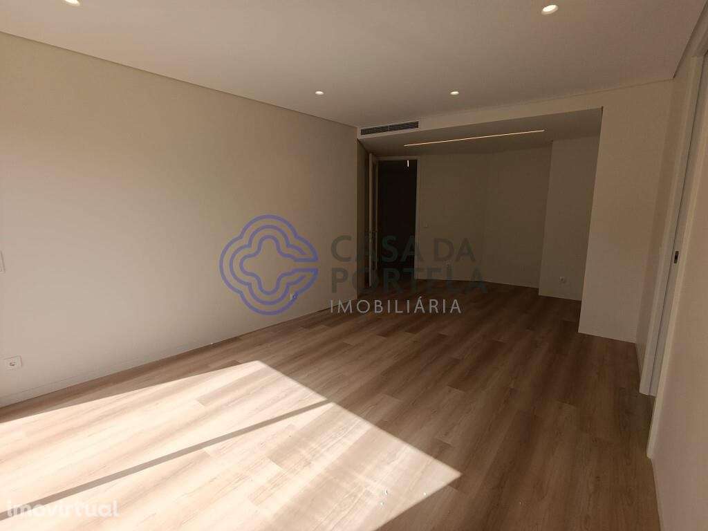 Apartamento T1 para arrendamento – Próximo de Serralves, Porto - Grande imagem: 3/27