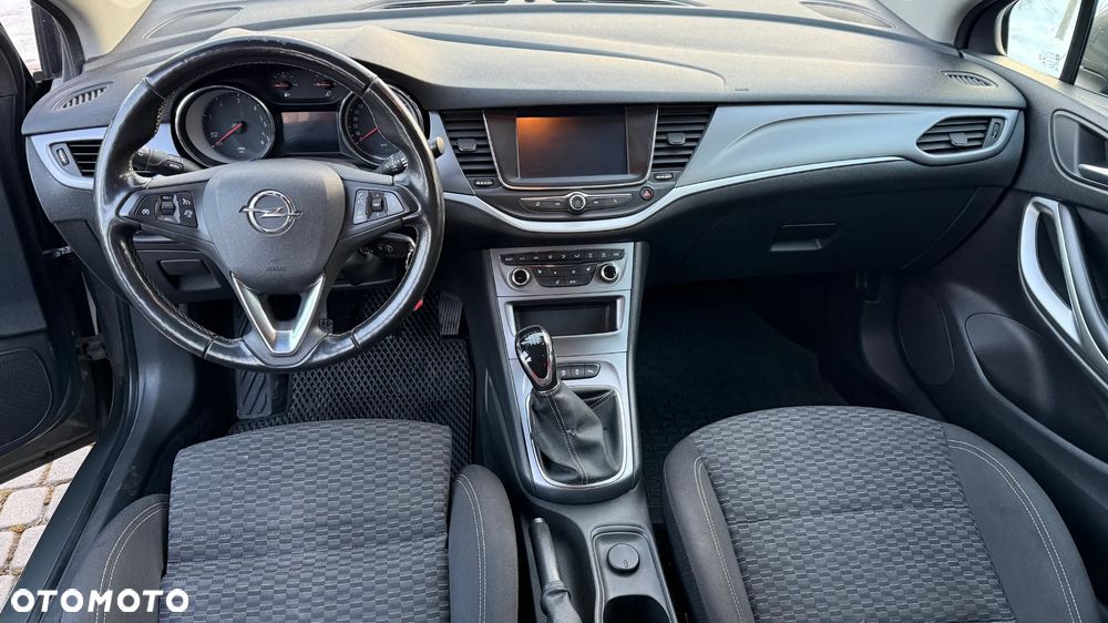 Opel Astra - 10