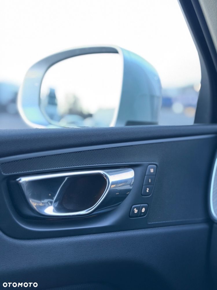 Volvo XC 60 T5 AWD Geartronic Inscription - 20