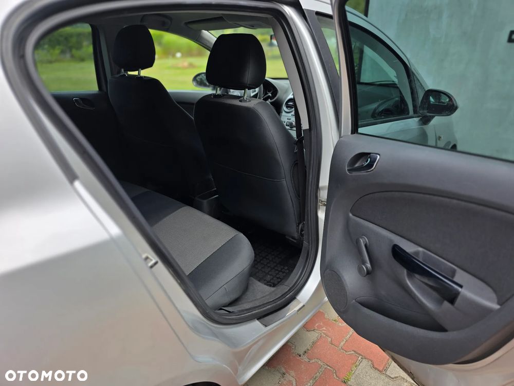 Opel Corsa - 17