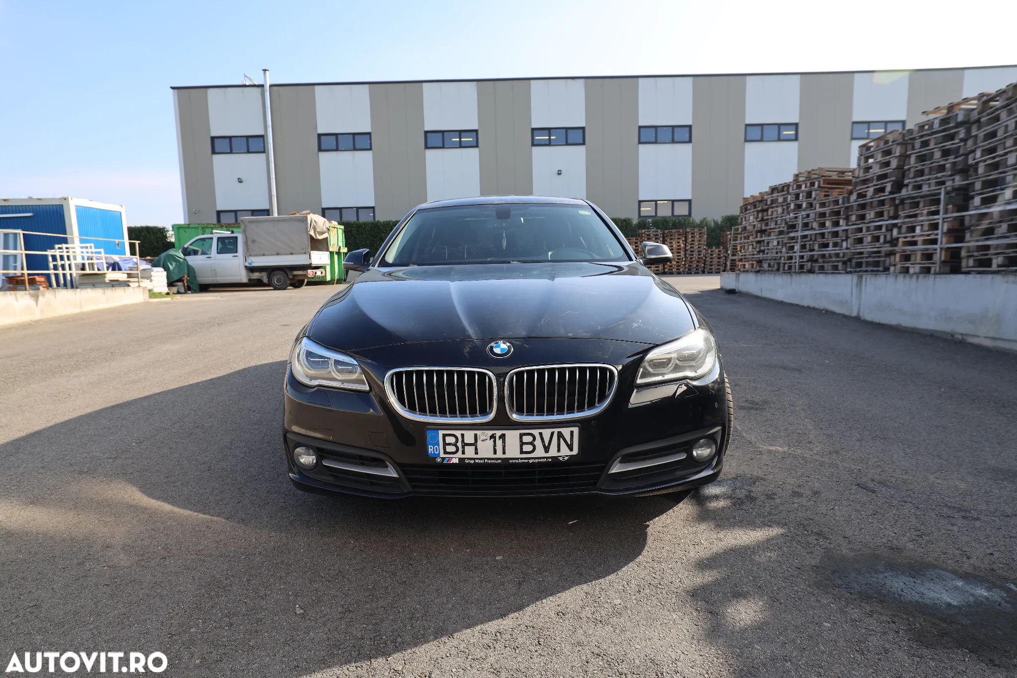 BMW Seria 5 520d xDrive AT - 7