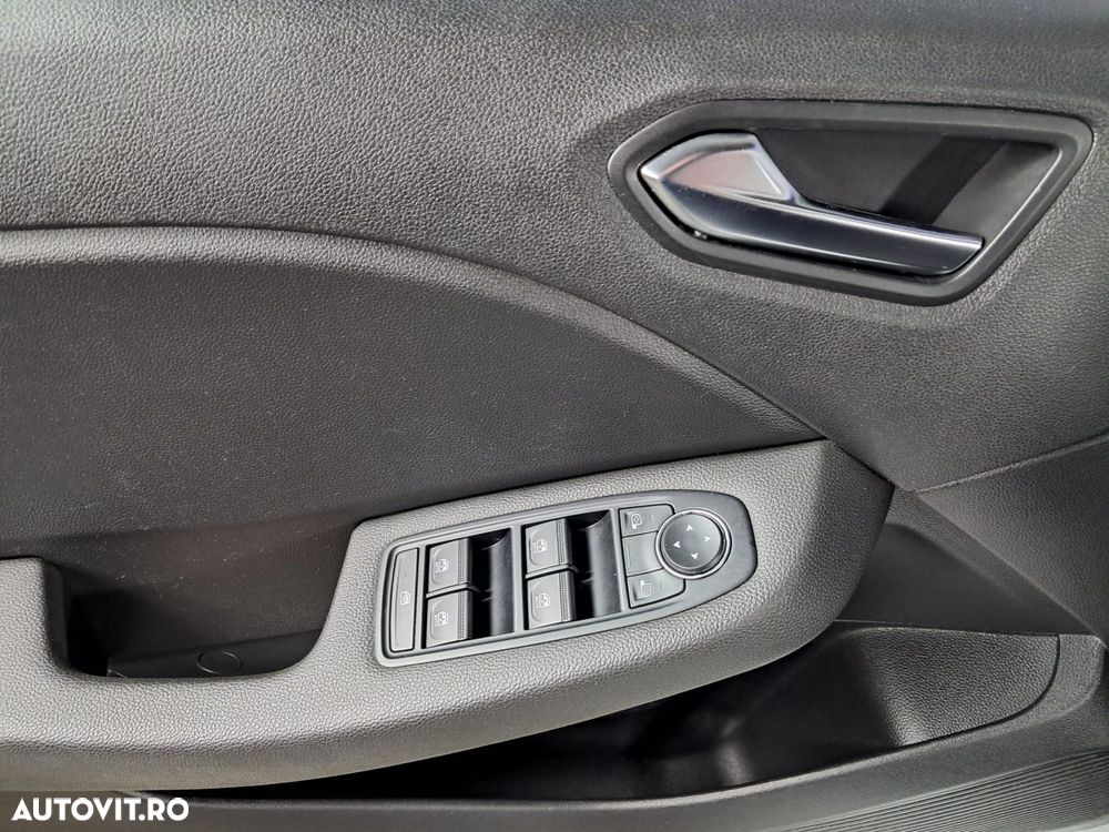 Renault Clio - 17