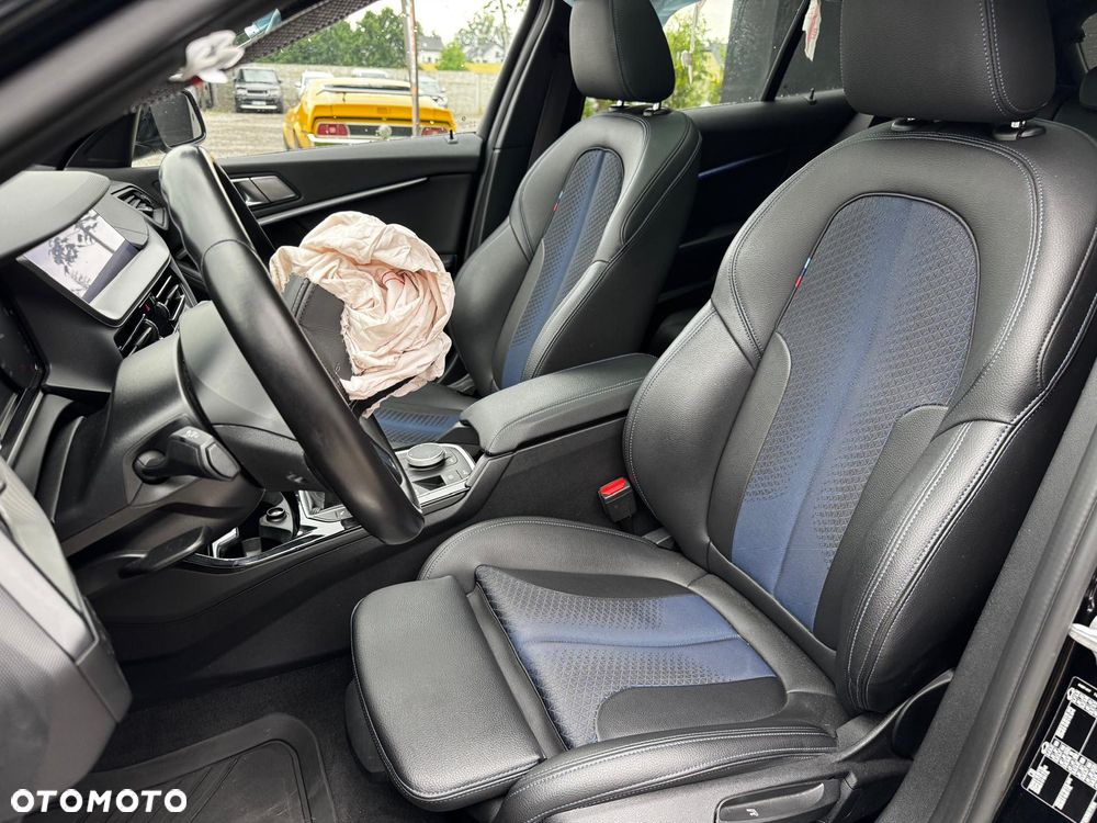 BMW Seria 1 118i GPF Sport Line Shadow - 24