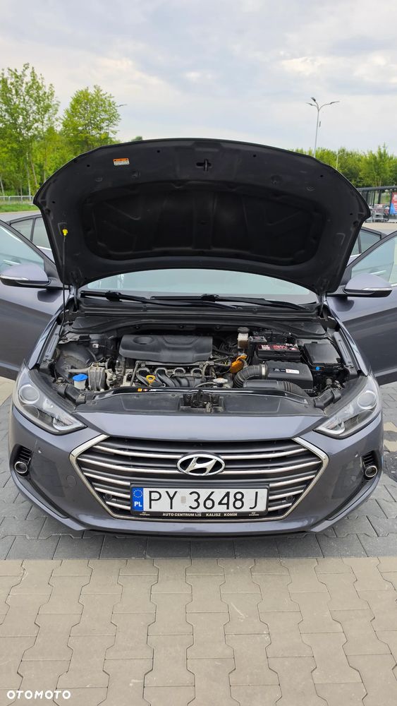 Hyundai Elantra 1.6 Style - 7
