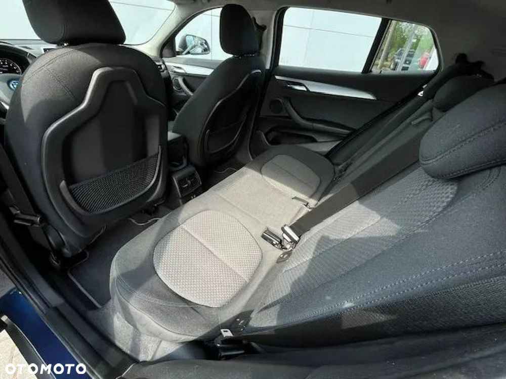 BMW X2 - 16