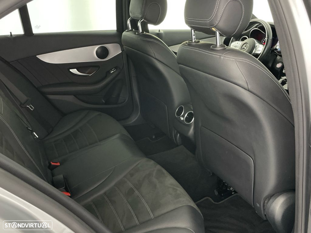 Mercedes-Benz C 300 de AMG Line - 25