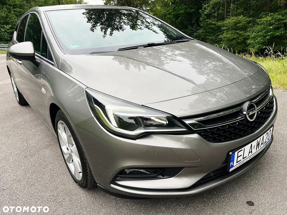 Opel Astra 1.4 Turbo Innovation - 11
