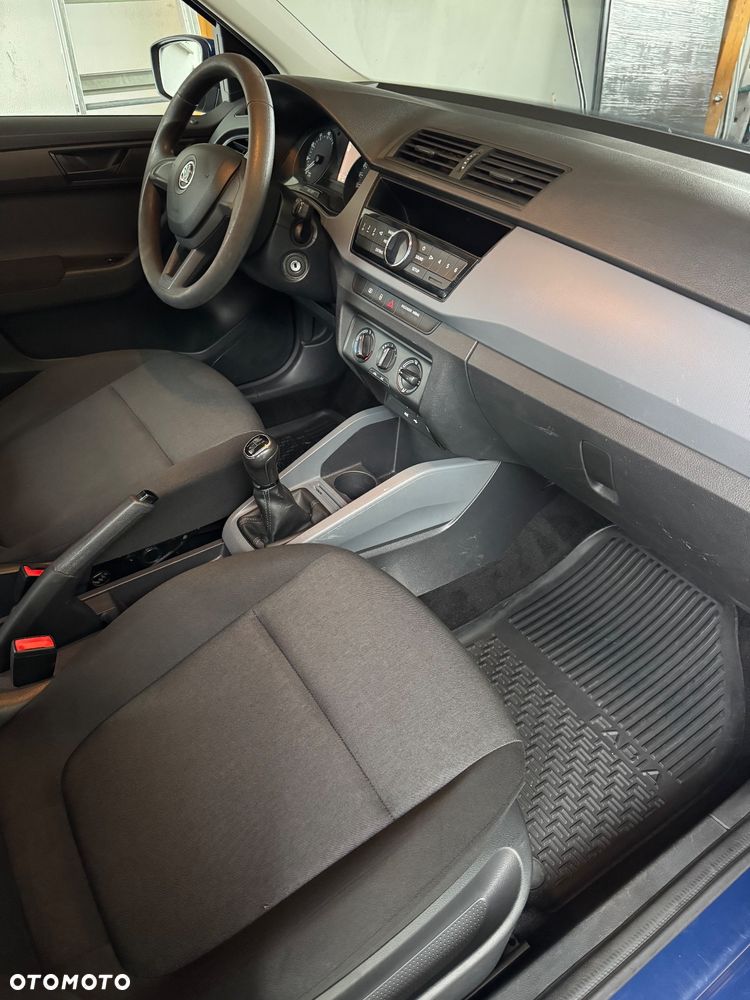 Skoda Fabia 1.0 Active - 11